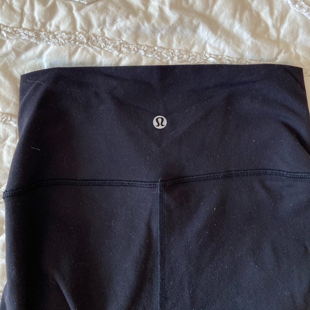 Black lulu lemon wunder under